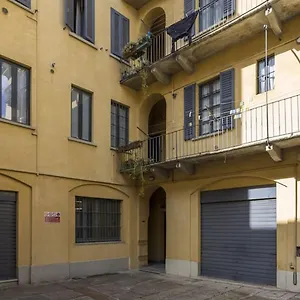 https://stunning-apt-in-the-design-district.it-lombardy.com